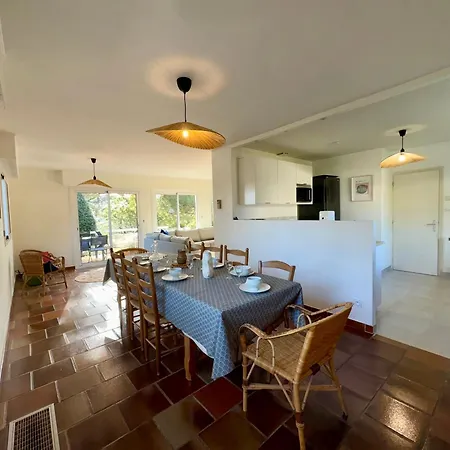 Holiday home Maison Familiale De Charme A - Wifi - Fr-1-323-546 *